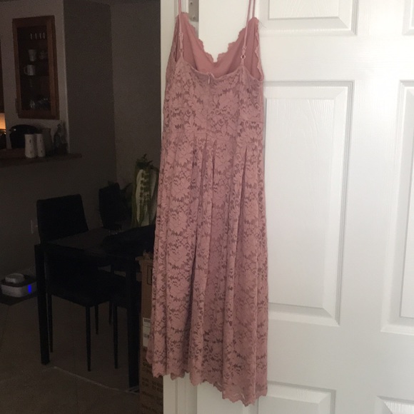 Pretty blush pink floral dress. - Picture 2 of 2